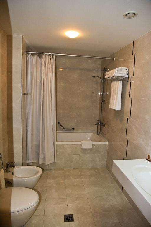 Fieri Hotel Fier Bilik gambar