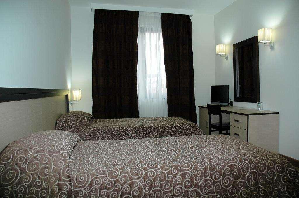 Fieri Hotel Fier Bilik gambar